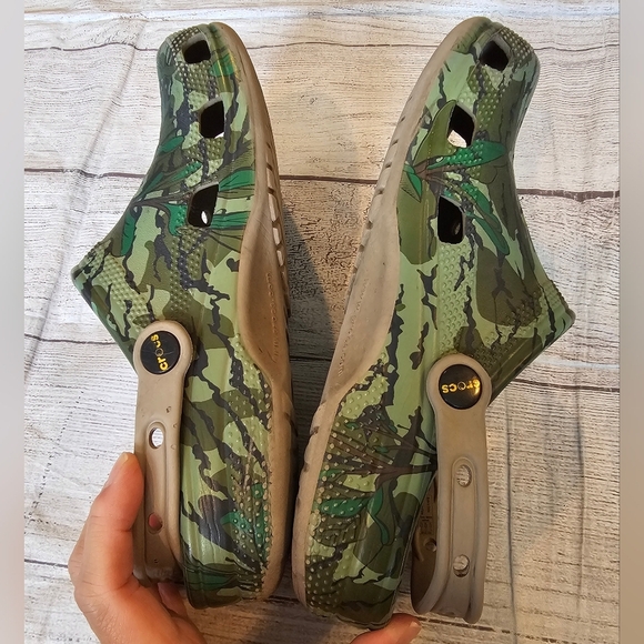 Luke Combs Limited Edition Crocs Camoflauge Size W8 M6 Comfortable No charms! - Picture 8 of 8